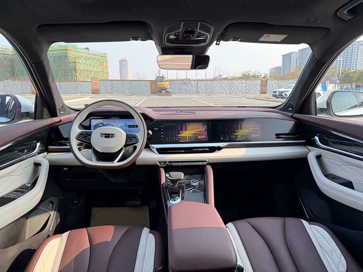 Фото 7 - Geely Monjaro