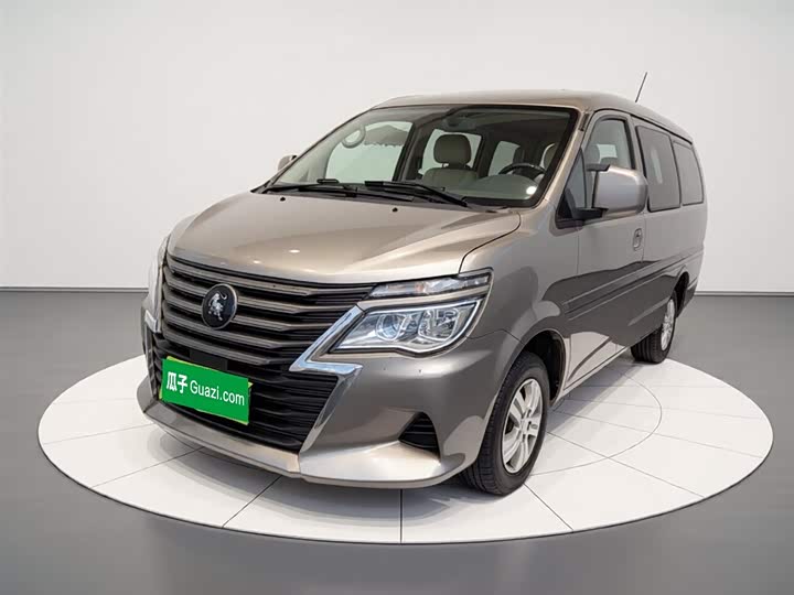 Фото 2 - Dongfeng Forthing Lingzhi M5