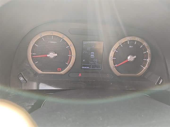 Фото 4 - Dongfeng Forthing Lingzhi M5