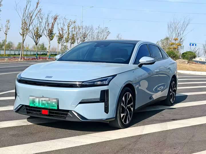 Фото 1 - Geely Galaxy L6