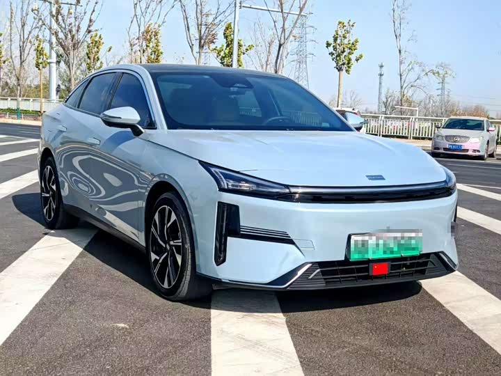 Фото 3 - Geely Galaxy L6