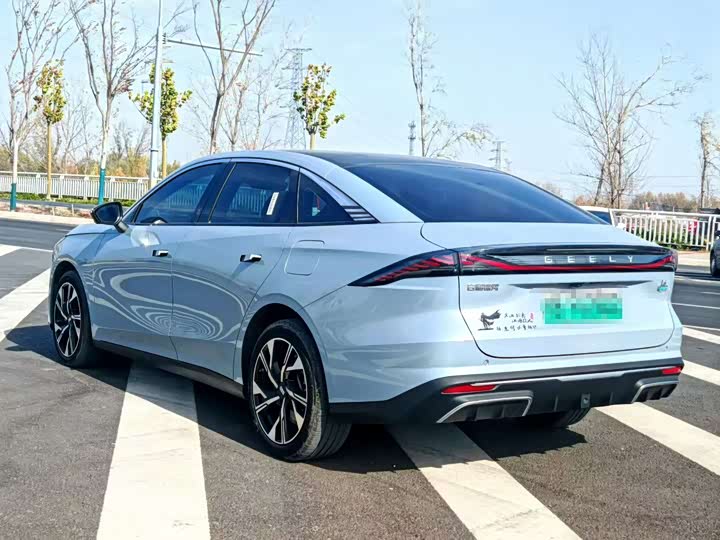 Фото 9 - Geely Galaxy L6