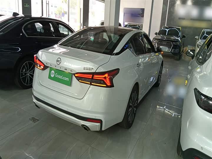 Фото 7 - Nissan Teana