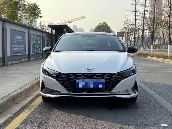 Фото 2 - Hyundai Elantra N line