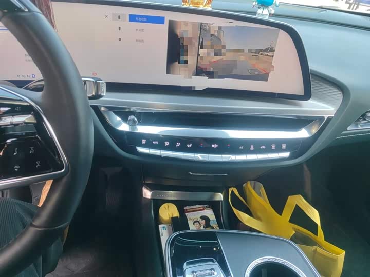 Фото 6 - Cadillac Lyriq