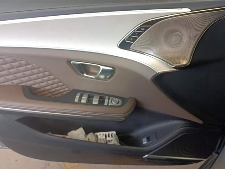 Фото 7 - BYD Han