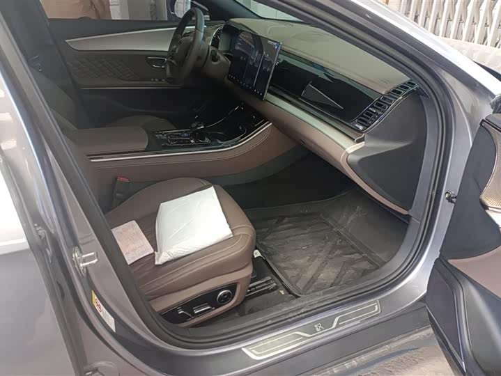 Фото 8 - BYD Han