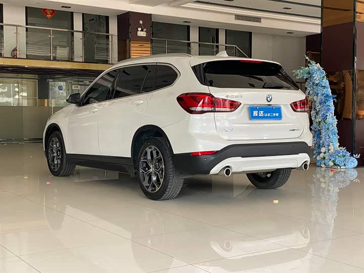 Фото 5 - BMW X1