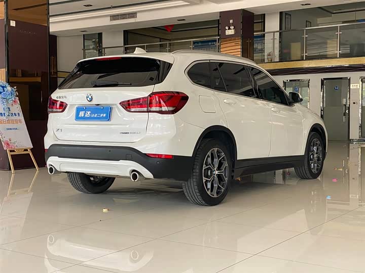Фото 7 - BMW X1