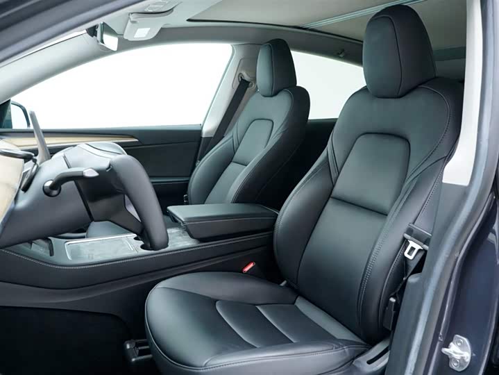 Фото 5 - Tesla Model Y