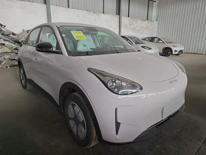 Фото 4 - Geely Galaxy Geome