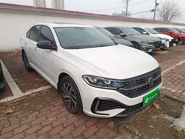 Фото 4 - Volkswagen Lavida