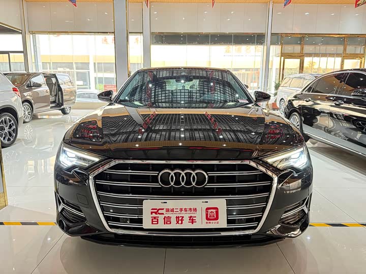 Фото 2 - Audi A6L