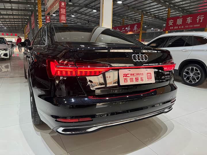 Фото 8 - Audi A6L