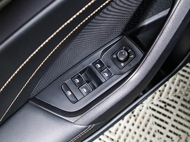 Фото 6 - Skoda Octavia Pro