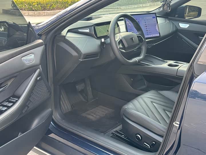 Фото 4 - Changan Deepal SL03