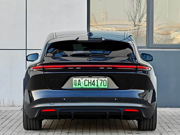 Фото 7 - Nio ET5T