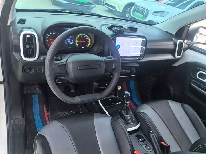 Фото 7 - Roewe Clever