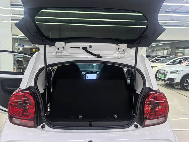 Фото 8 - Roewe Clever