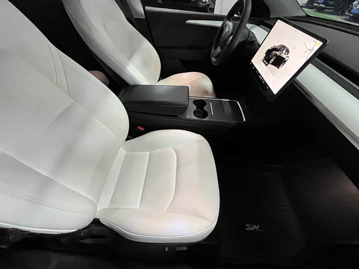 Фото 7 - Tesla Model Y