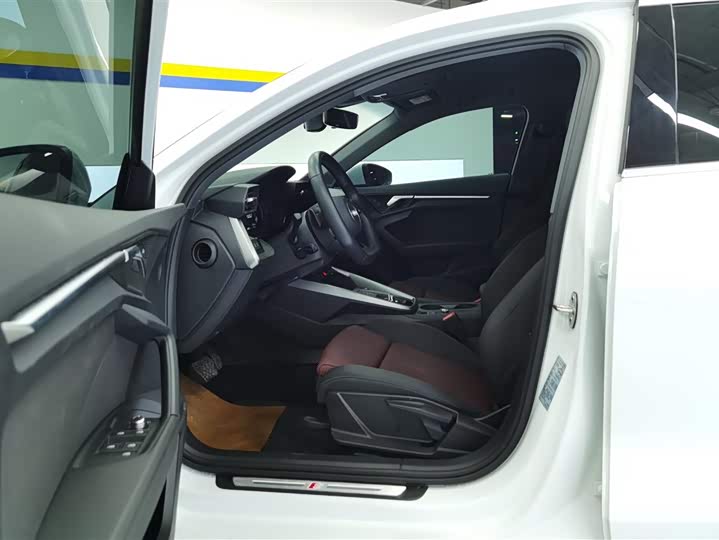 Фото 9 - Audi A3