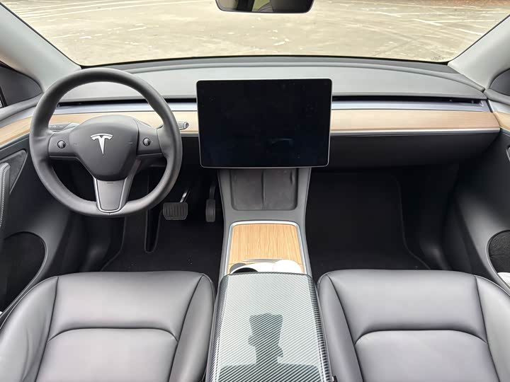 Фото 7 - Tesla Model Y