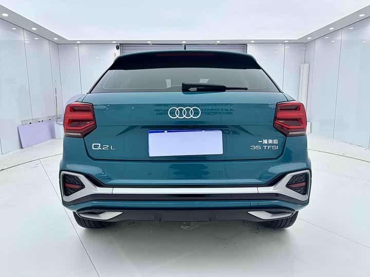 Фото 8 - Audi Q2L