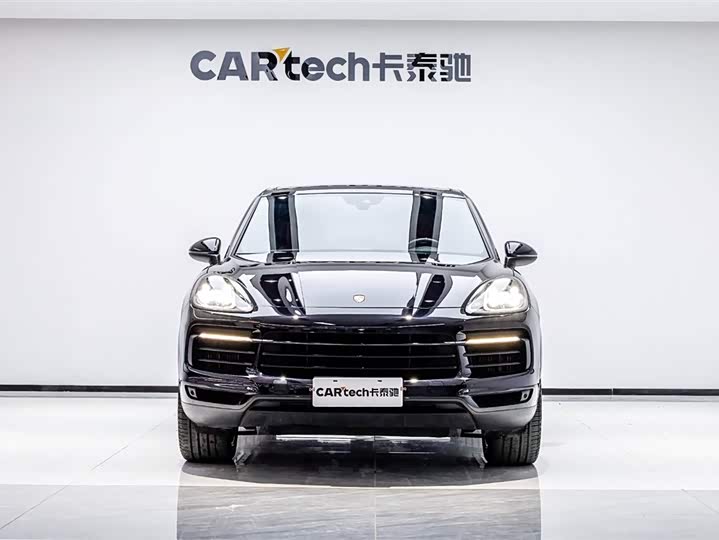 Фото 2 - Porsche Cayenne