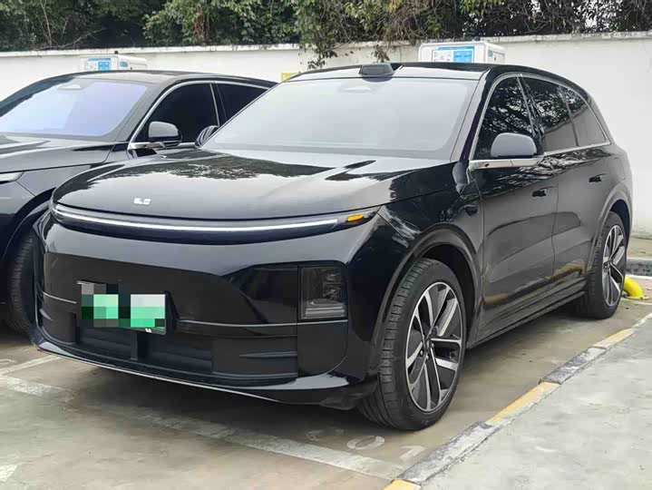 Фото 1 - LiXiang L6