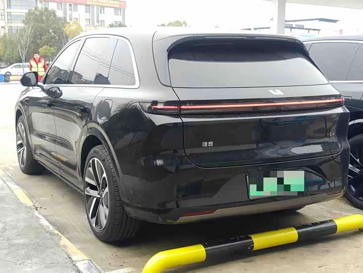 Фото 7 - LiXiang L6