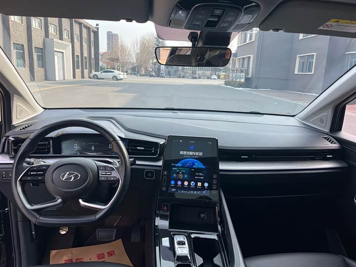 Фото 9 - Hyundai Custo