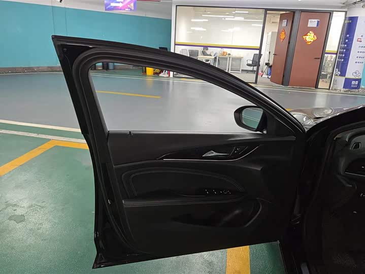 Фото 7 - Buick Regal