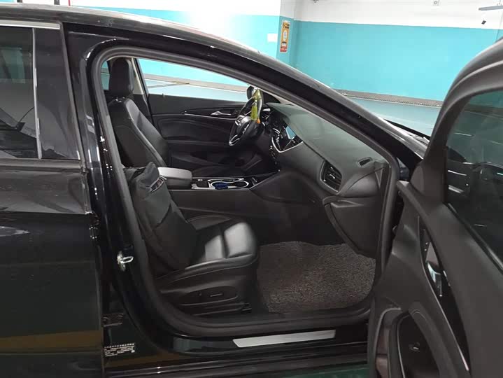 Фото 8 - Buick Regal