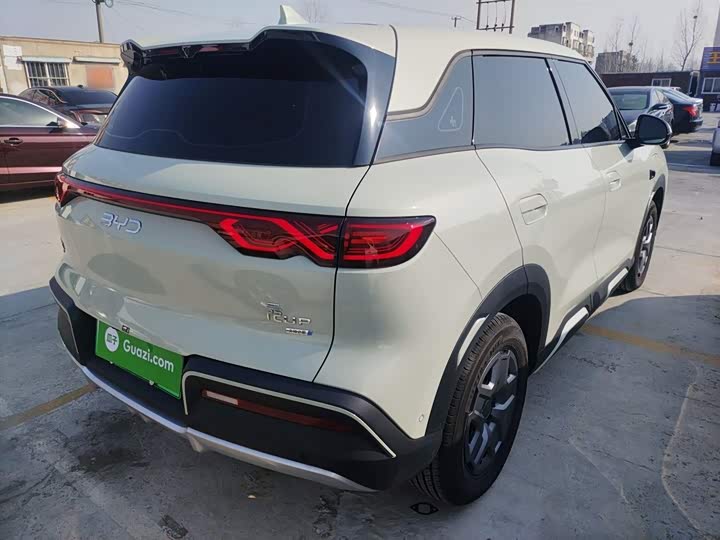 Фото 7 - BYD Yuan Up