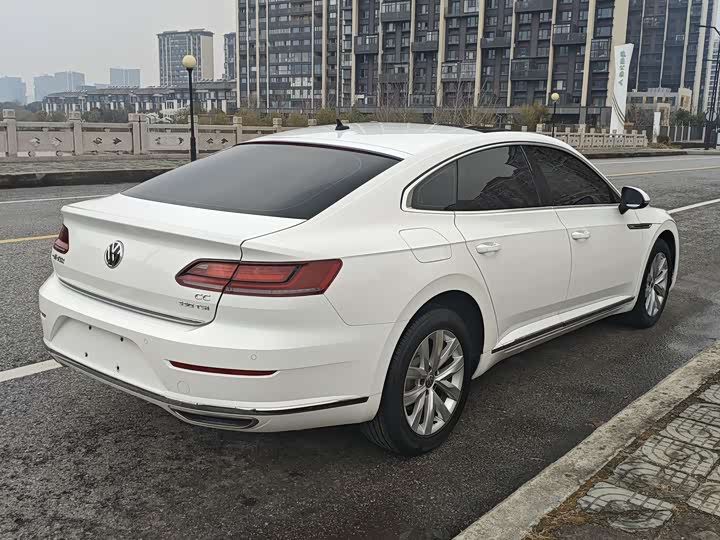 Фото 6 - Volkswagen CC