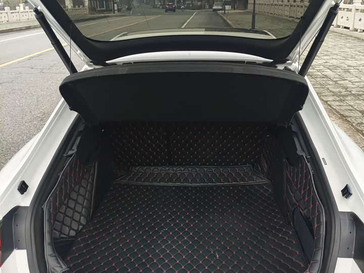 Фото 7 - Volkswagen CC