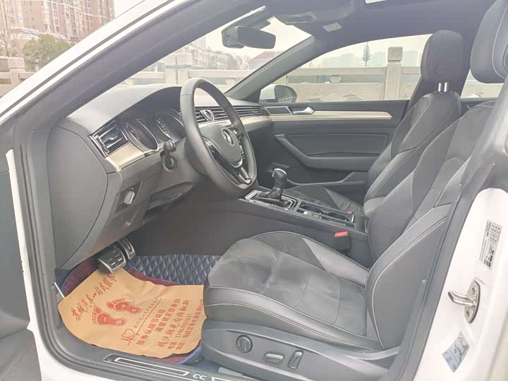 Фото 9 - Volkswagen CC