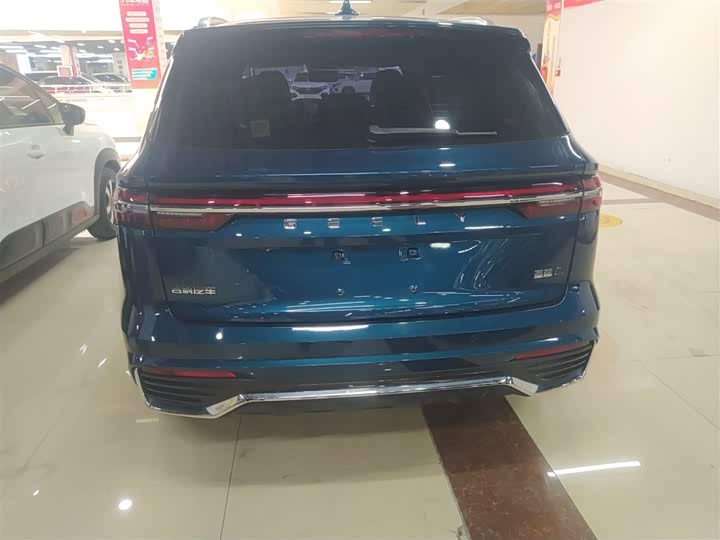 Фото 4 - Geely Monjaro