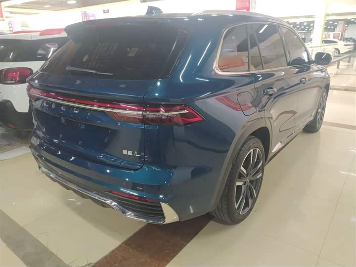 Фото 5 - Geely Monjaro