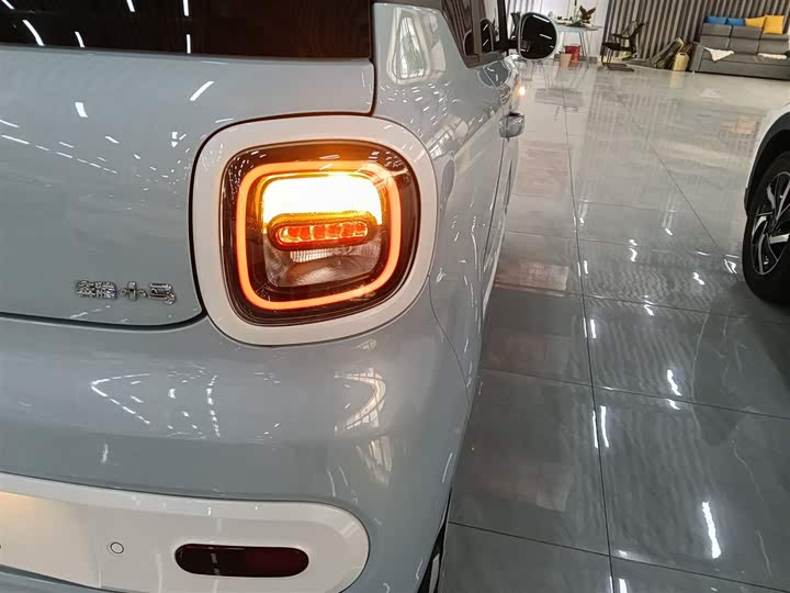 Фото 8 - Bestune Pony