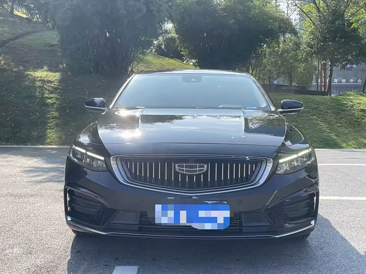 Фото 2 - Geely Preface