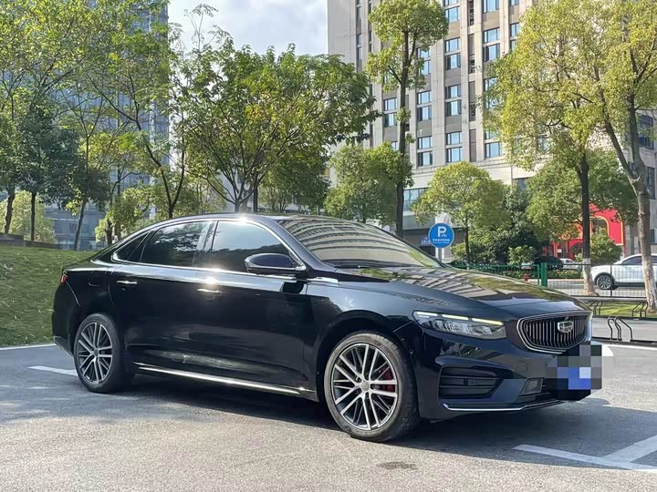 Фото 3 - Geely Preface