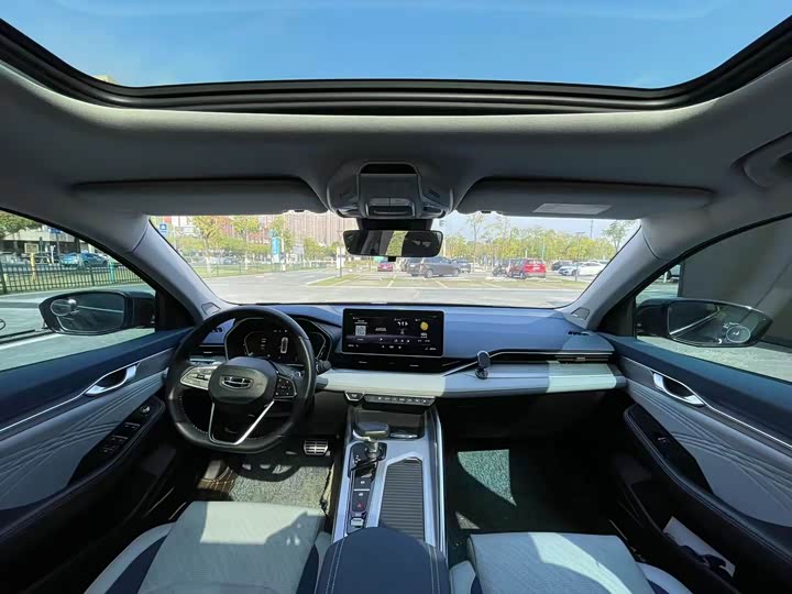 Фото 5 - Geely Preface