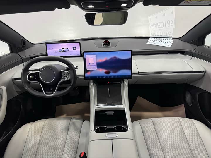 Фото 3 - Luxeed S7