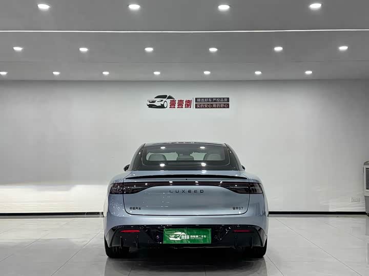 Фото 9 - Luxeed S7