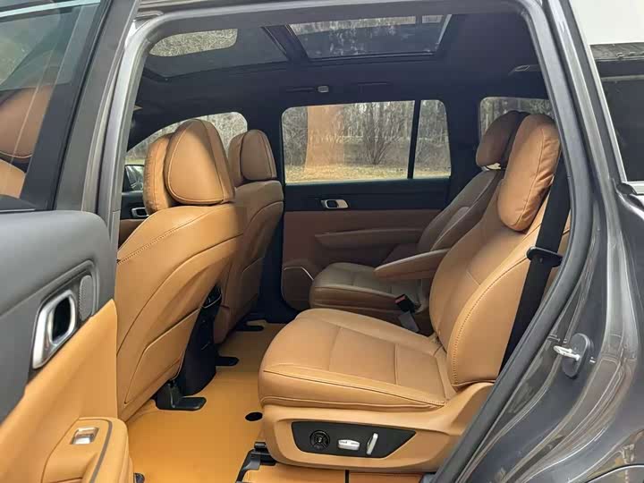 Фото 7 - LiXiang One