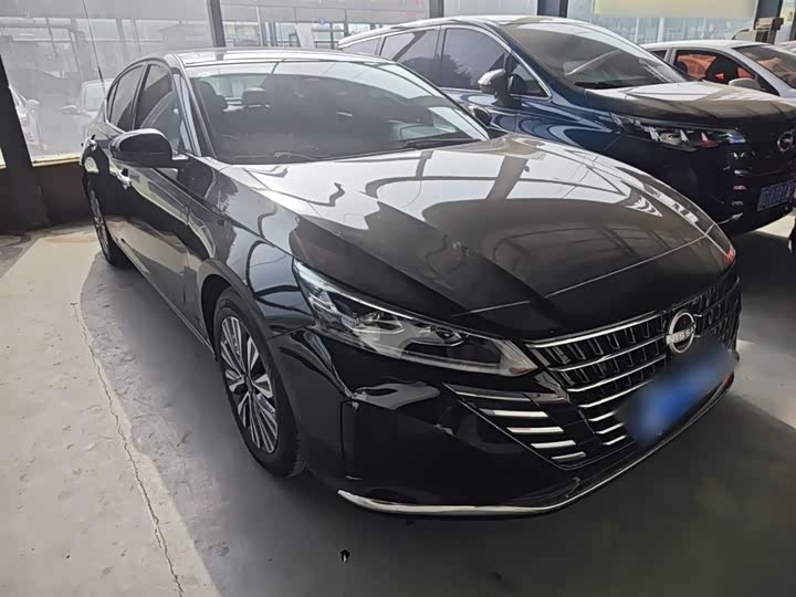 Фото 4 - Nissan Teana