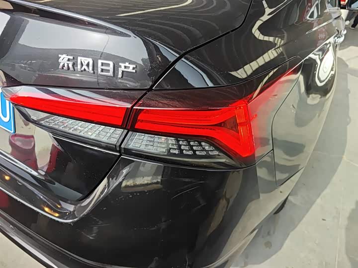 Фото 8 - Nissan Teana