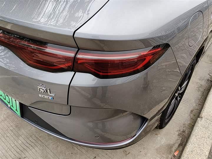 Фото 8 - BYD Qin L