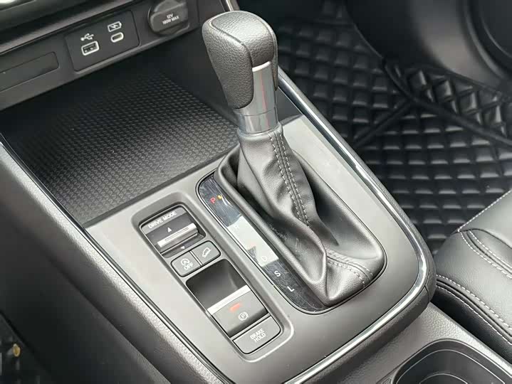 Фото 4 - Honda CR-V